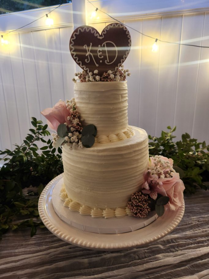 Custom Wedding Cake by Navesink Bakery